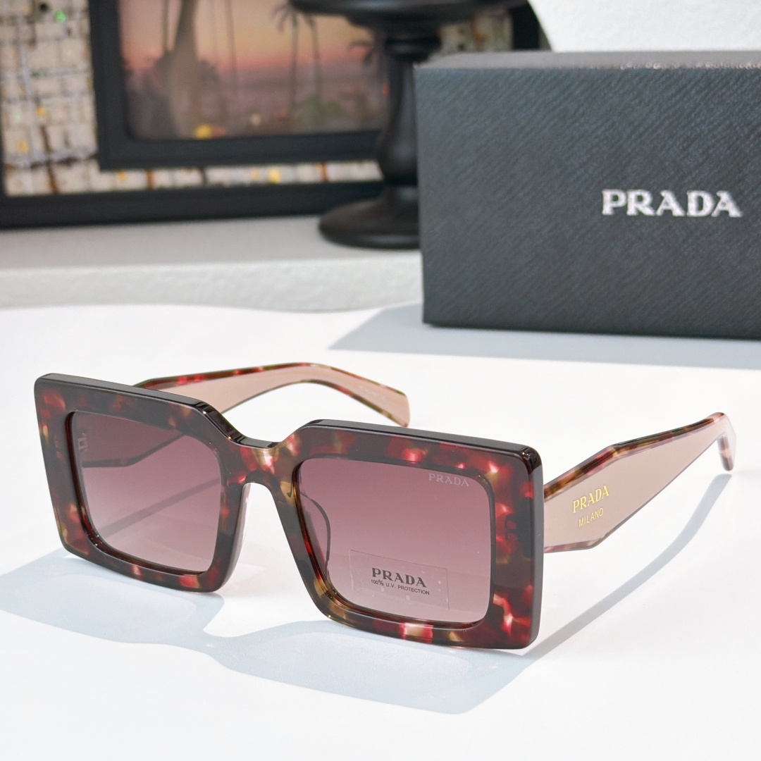 Prada PRAD*