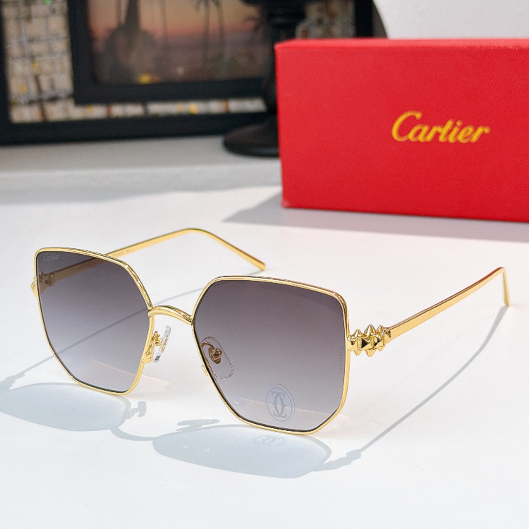 Cartier Cartie*