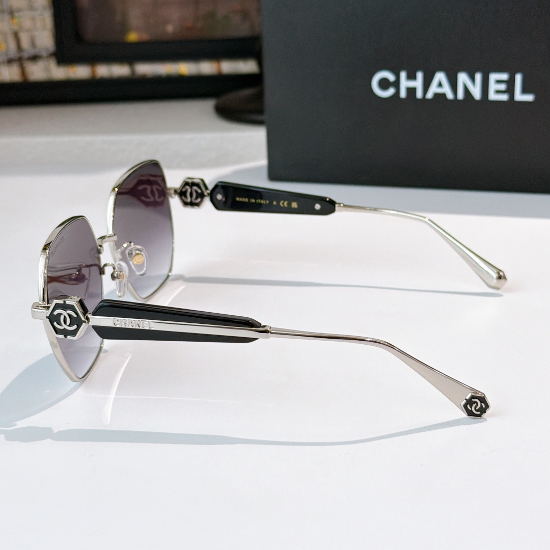 Chanel CHANE*