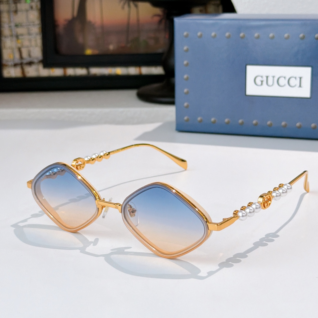 Gucci GUCC*