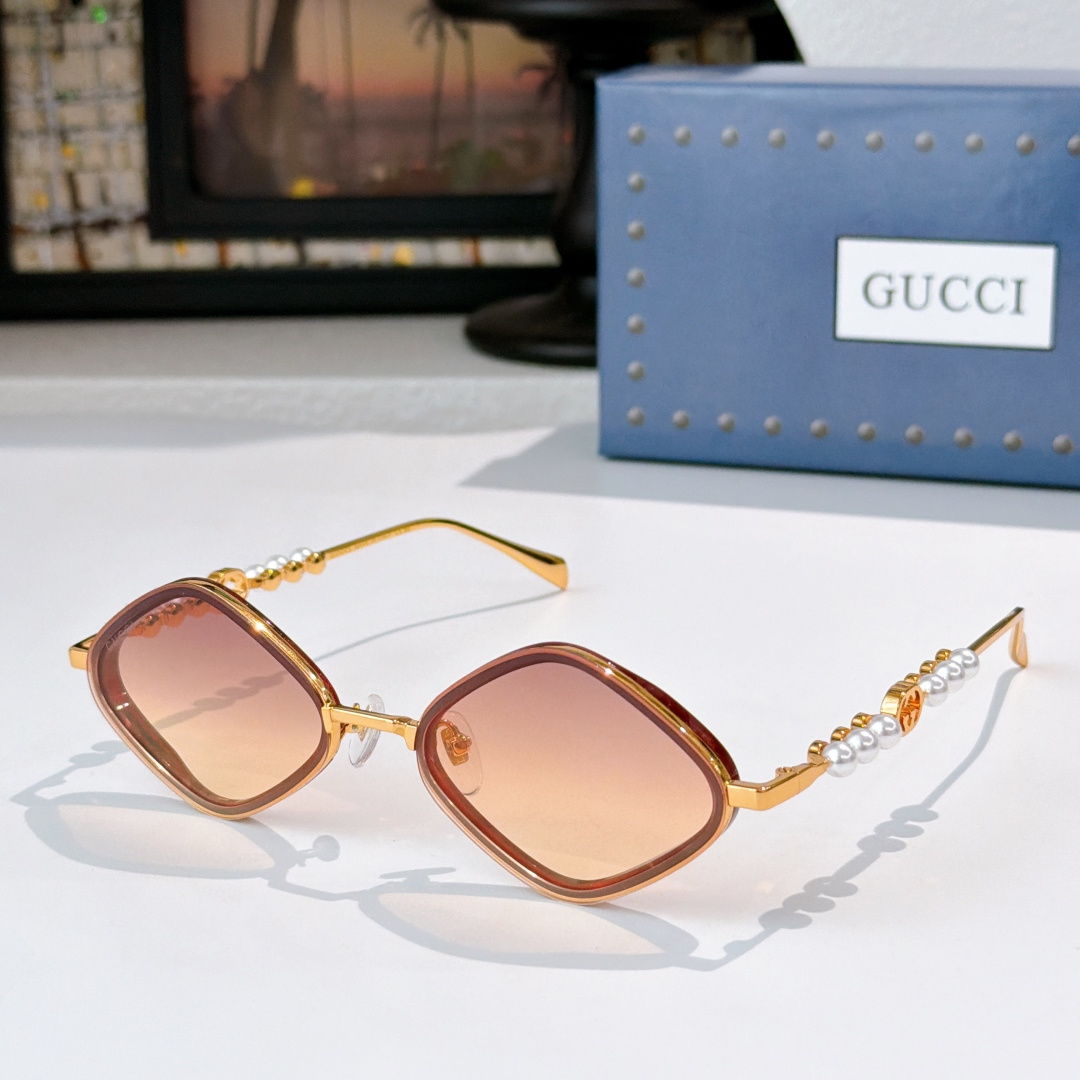 Gucci GUCC*