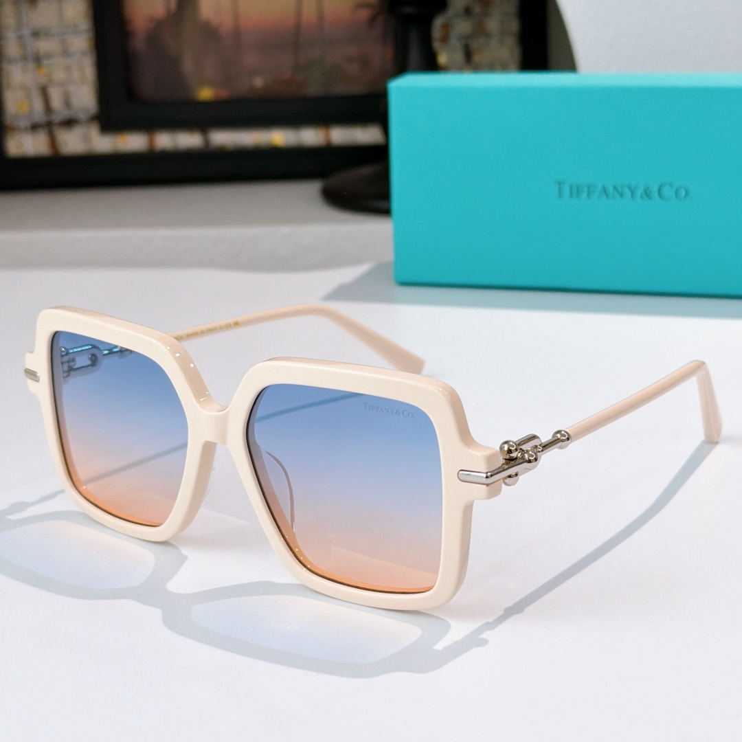 Tiffany & Co. Tiffany&C*