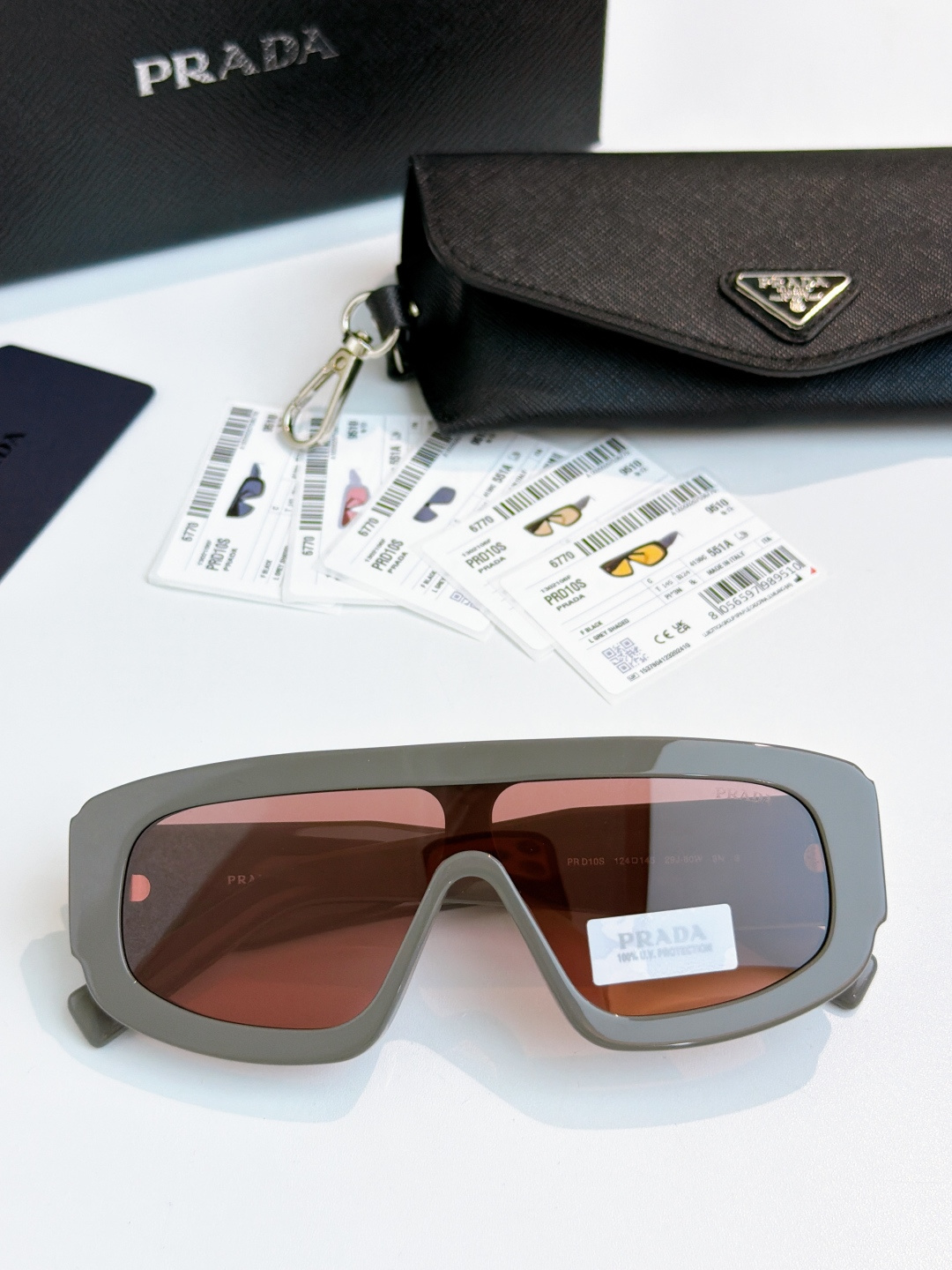 Prada PRAD*