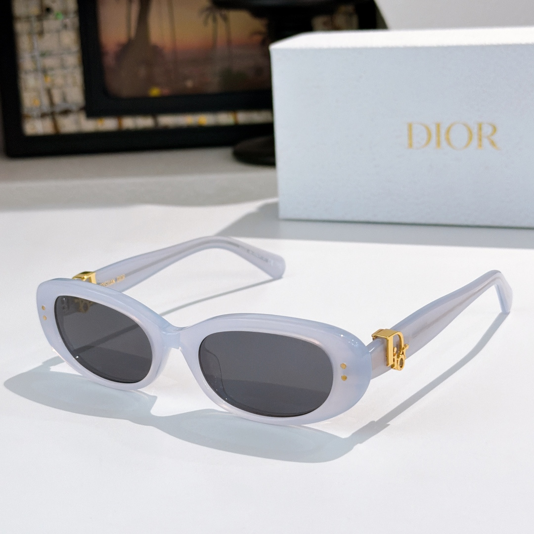 Dior DIO*