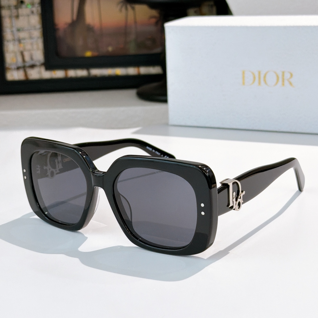 Dior DIO*