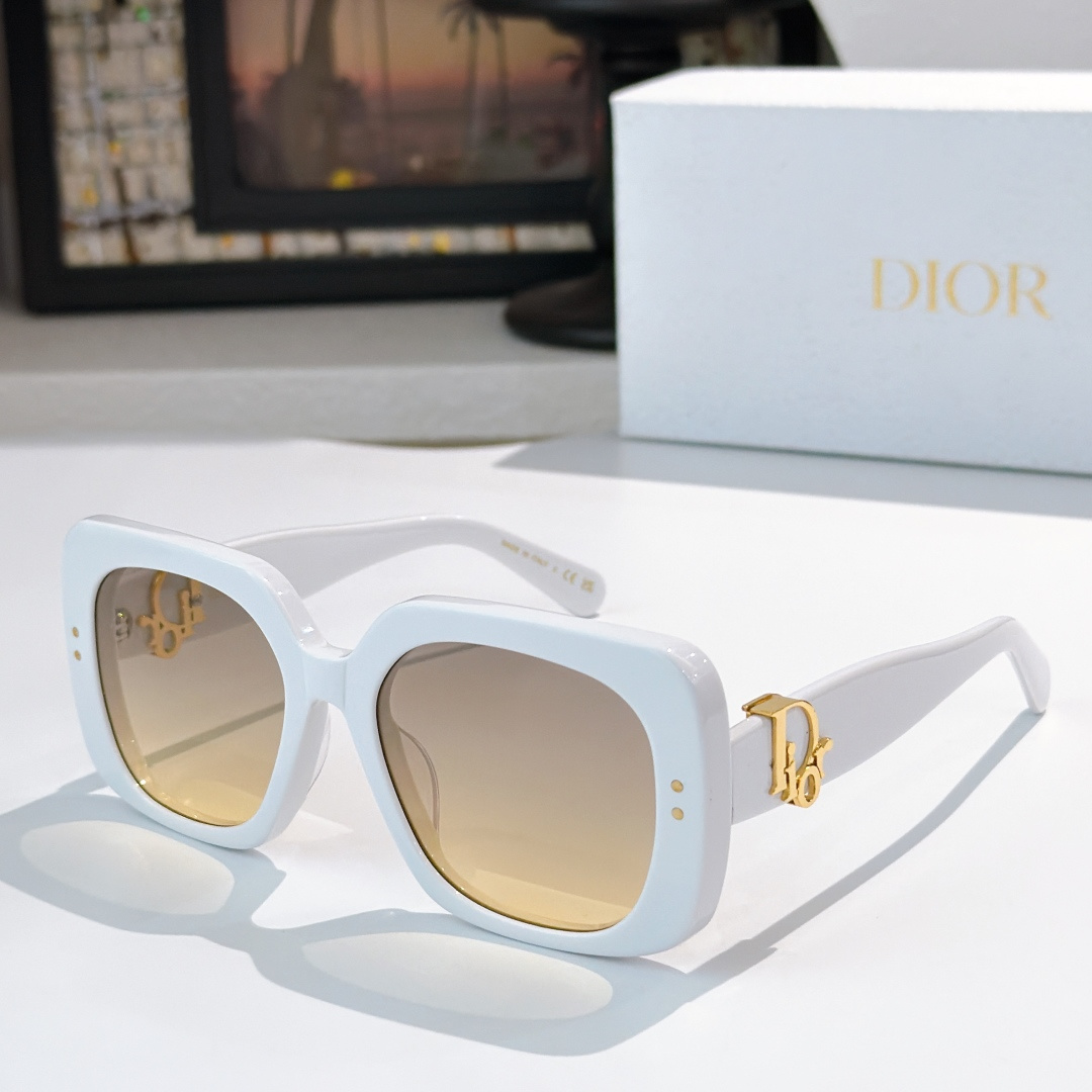 Dior DIO*