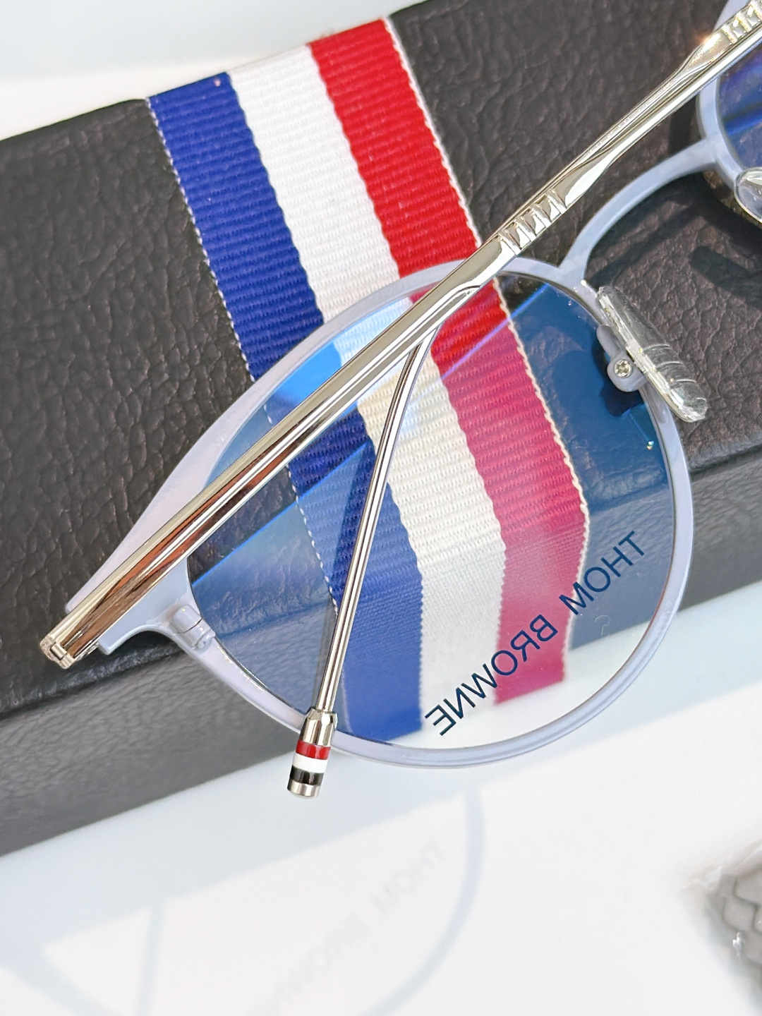 Thom Browne THOM BROWN*｜布朗尼