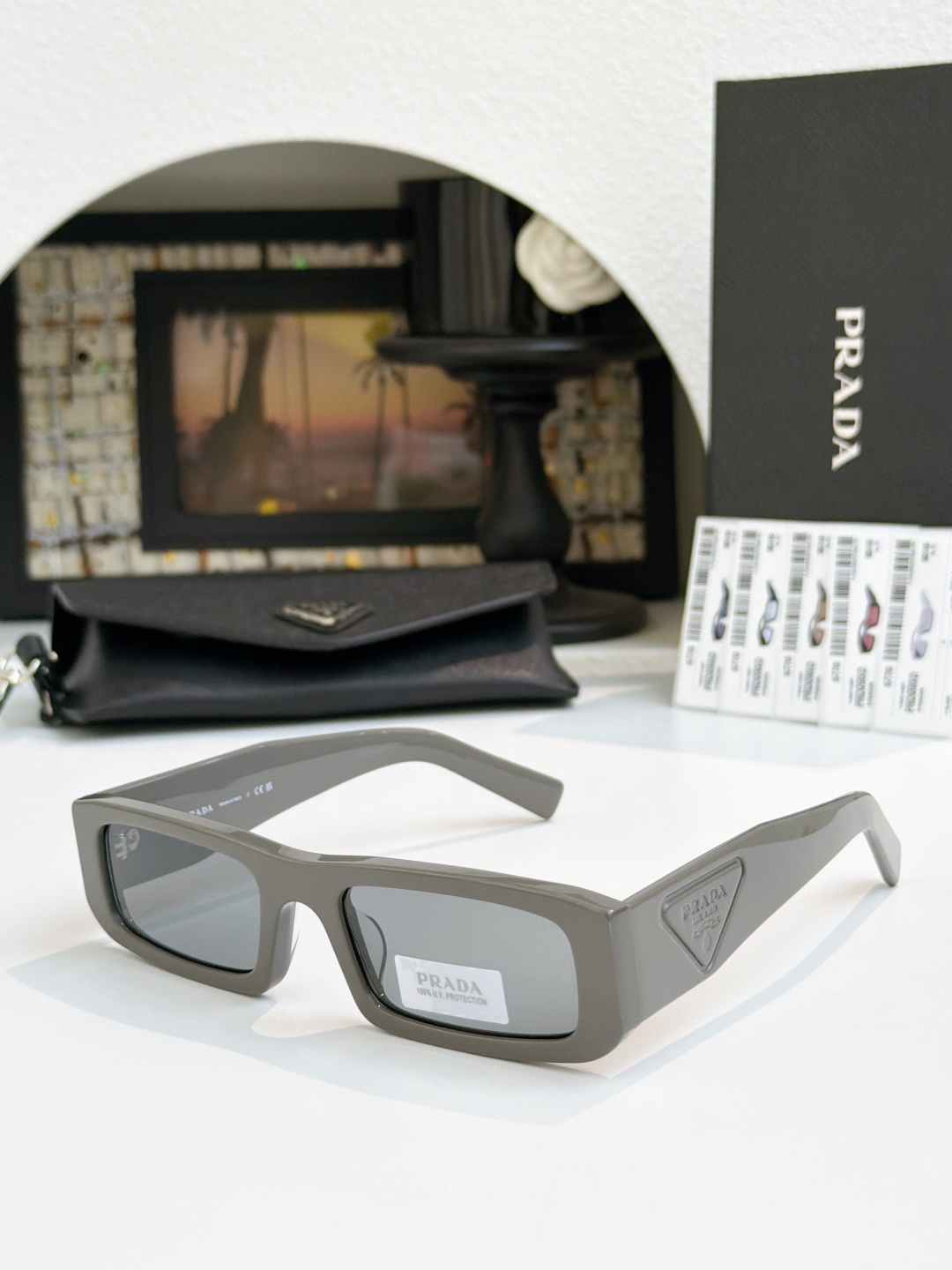 Prada PRAD*