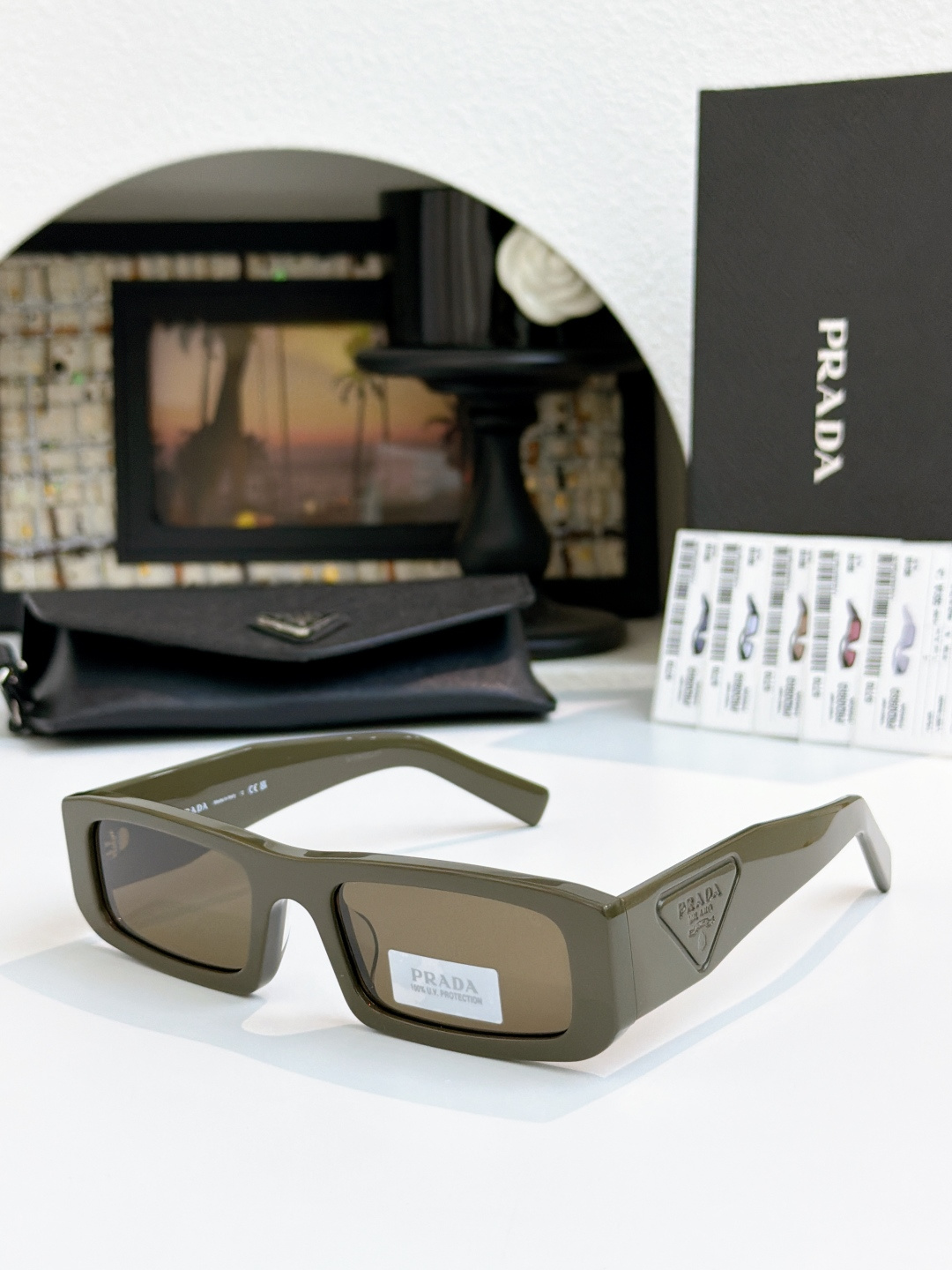 Prada PRAD*