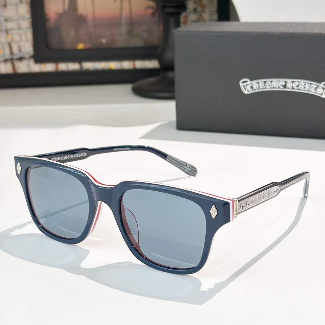Chrome Hearts Chrome Heart*