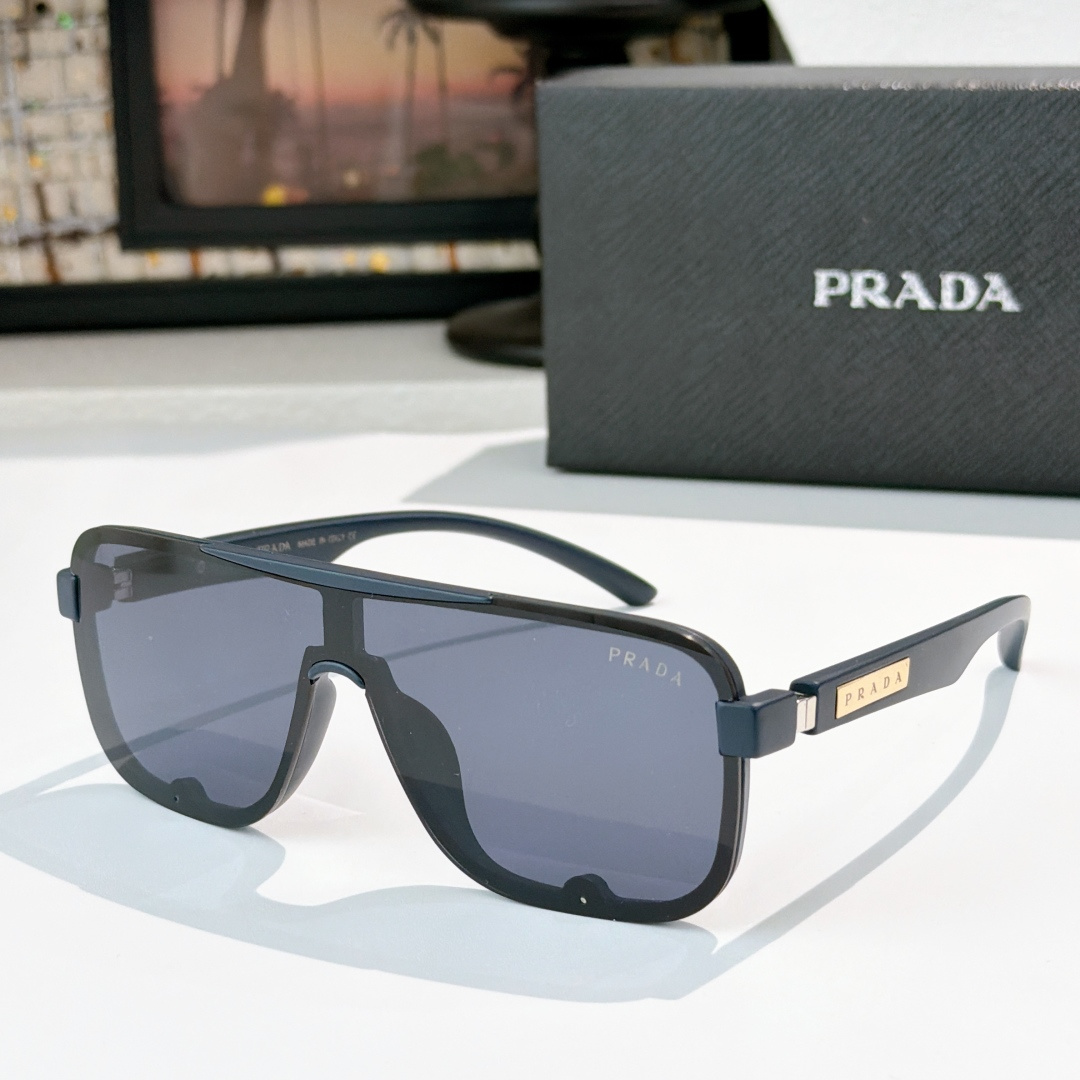 Prada PRAD*
