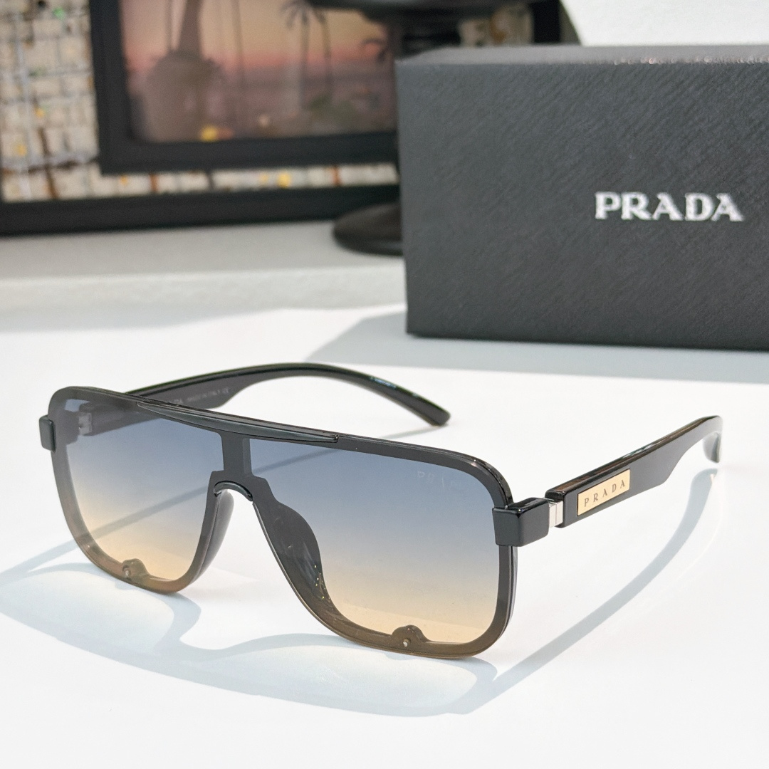 Prada PRAD*