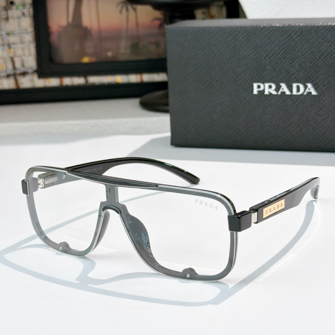 Prada PRAD*
