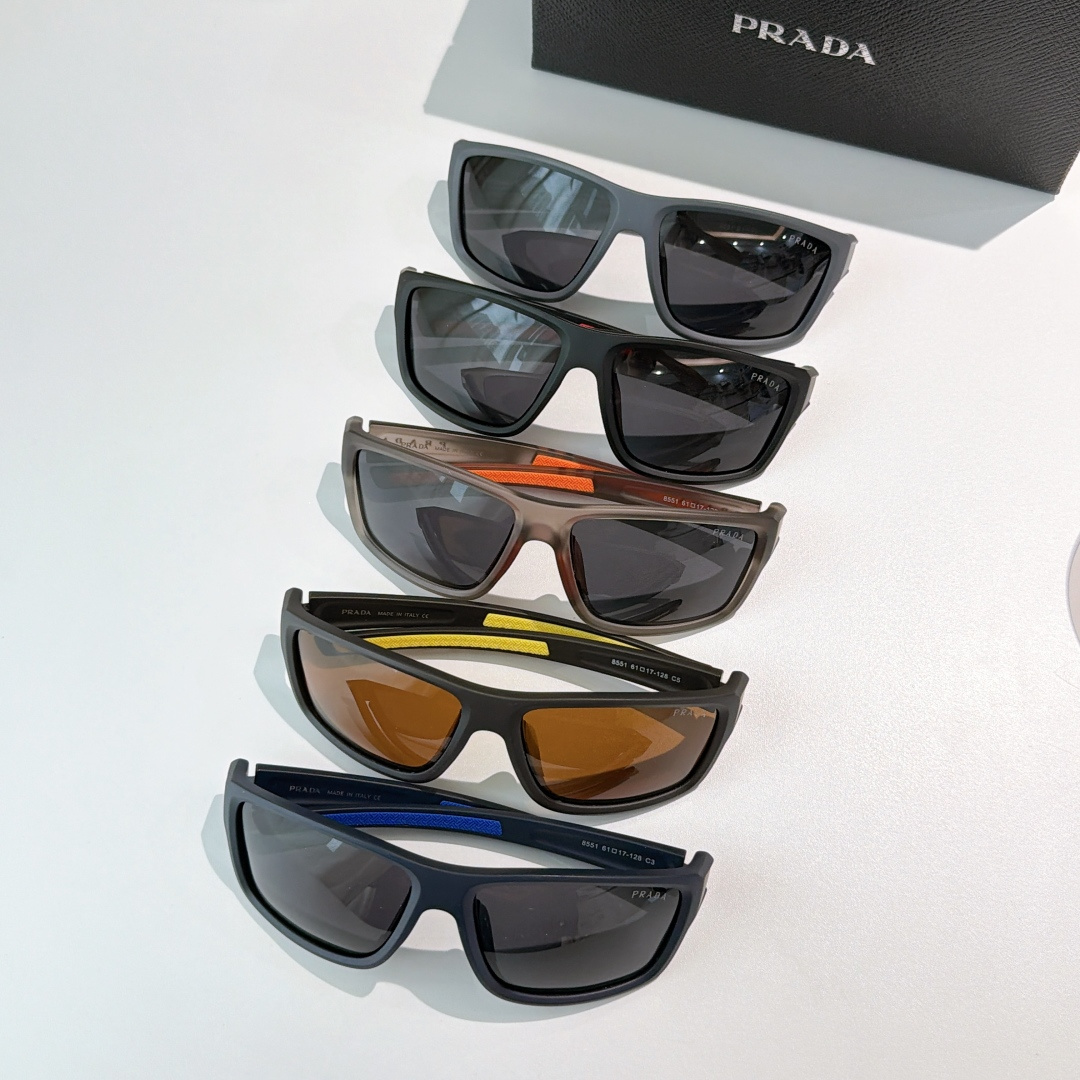 Prada PRAD*