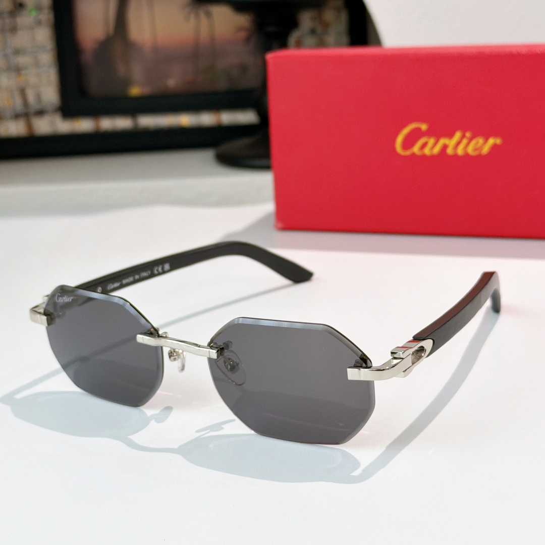 Cartier Cartie*
