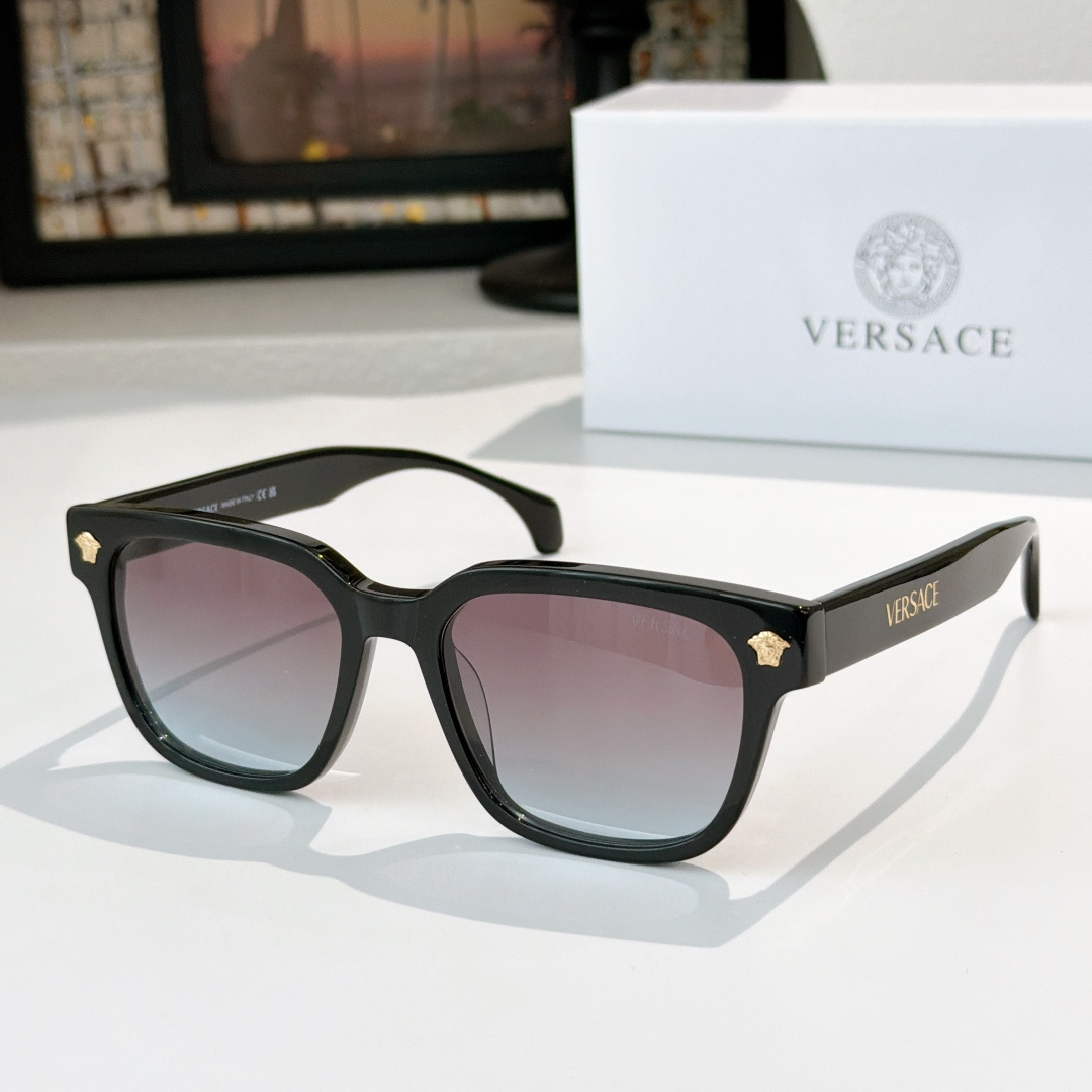 Versace VERSACE*