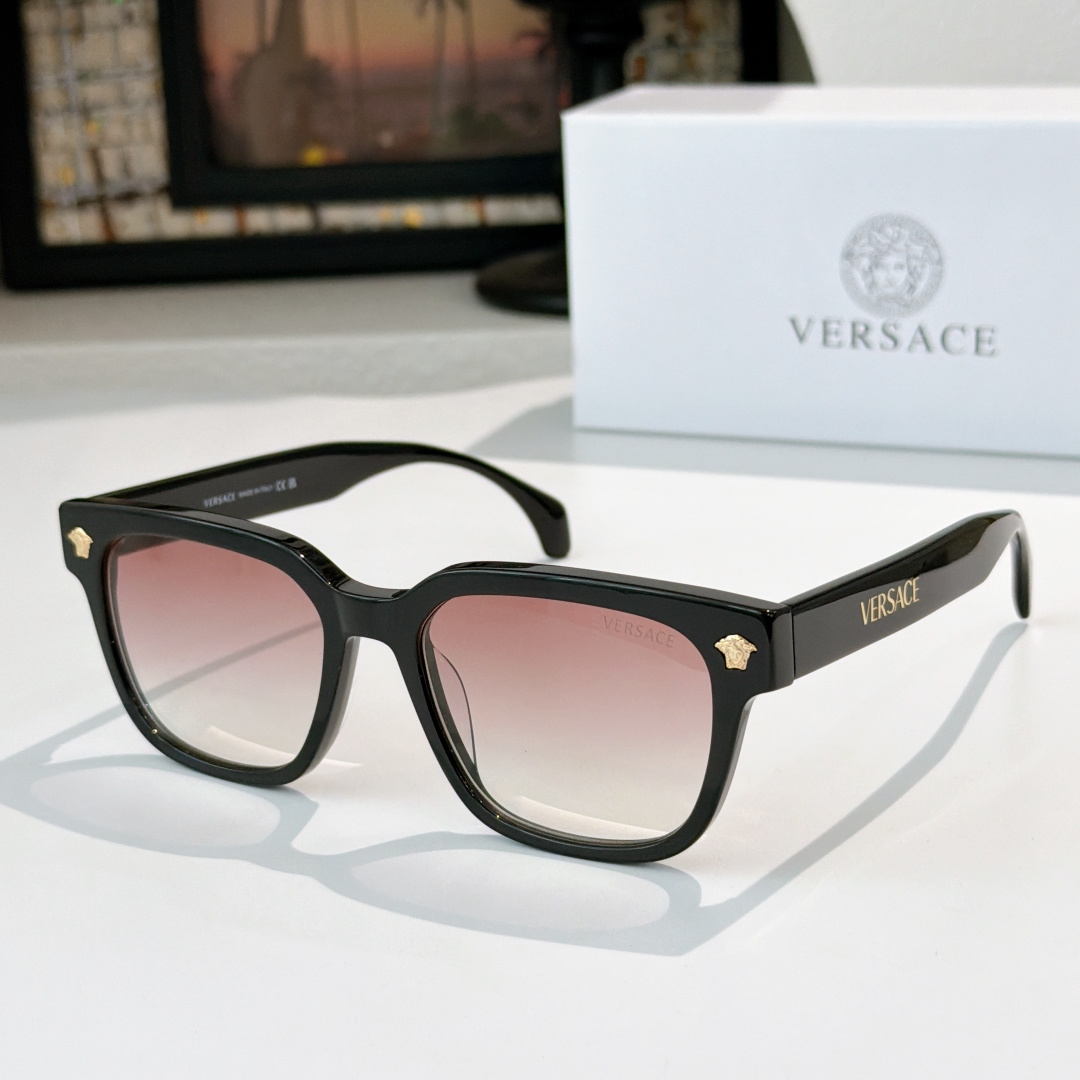 Versace VERSACE*