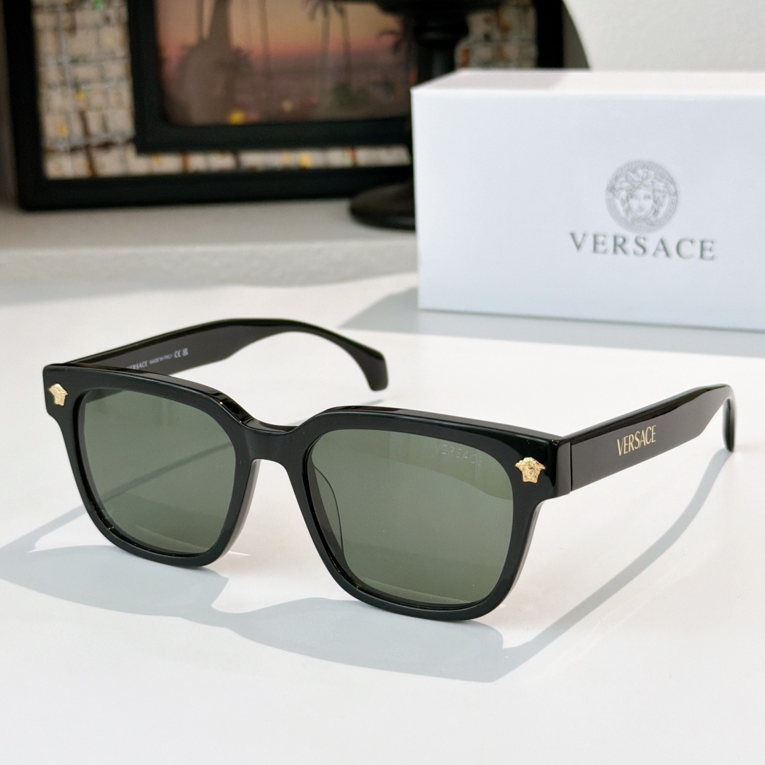 Versace VERSACE*