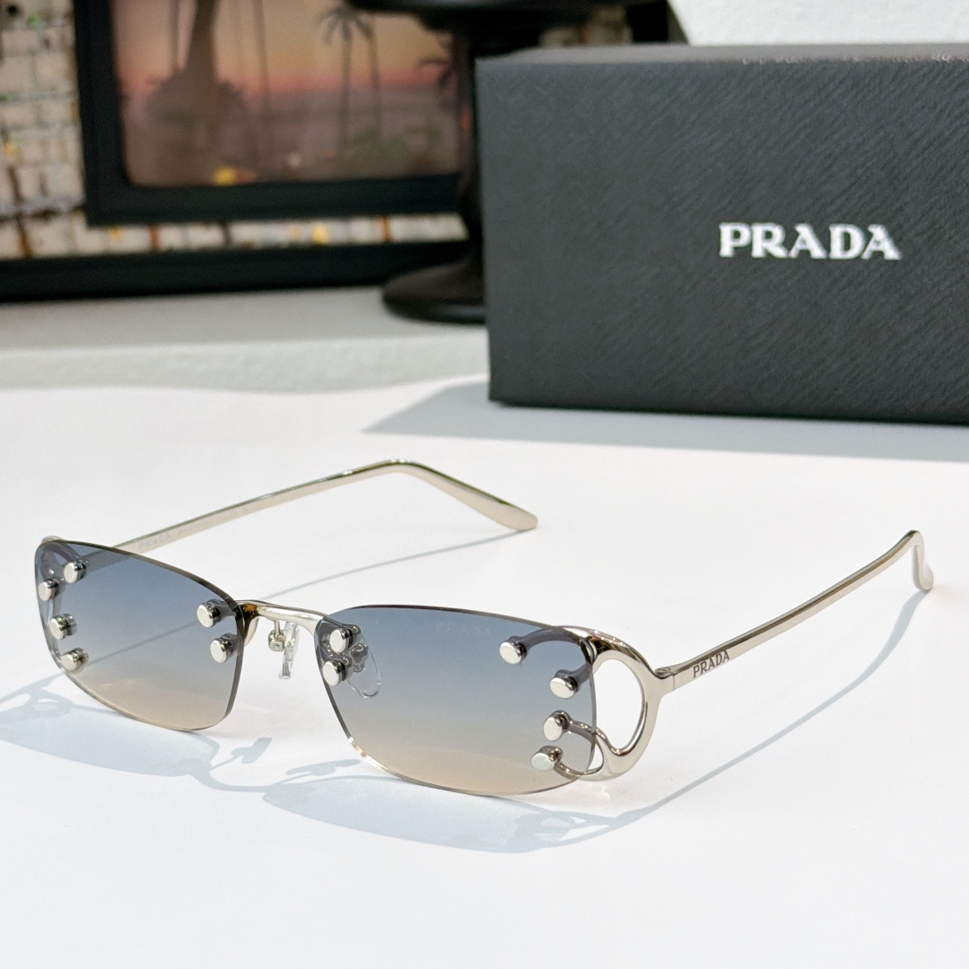 Prada PRAD*