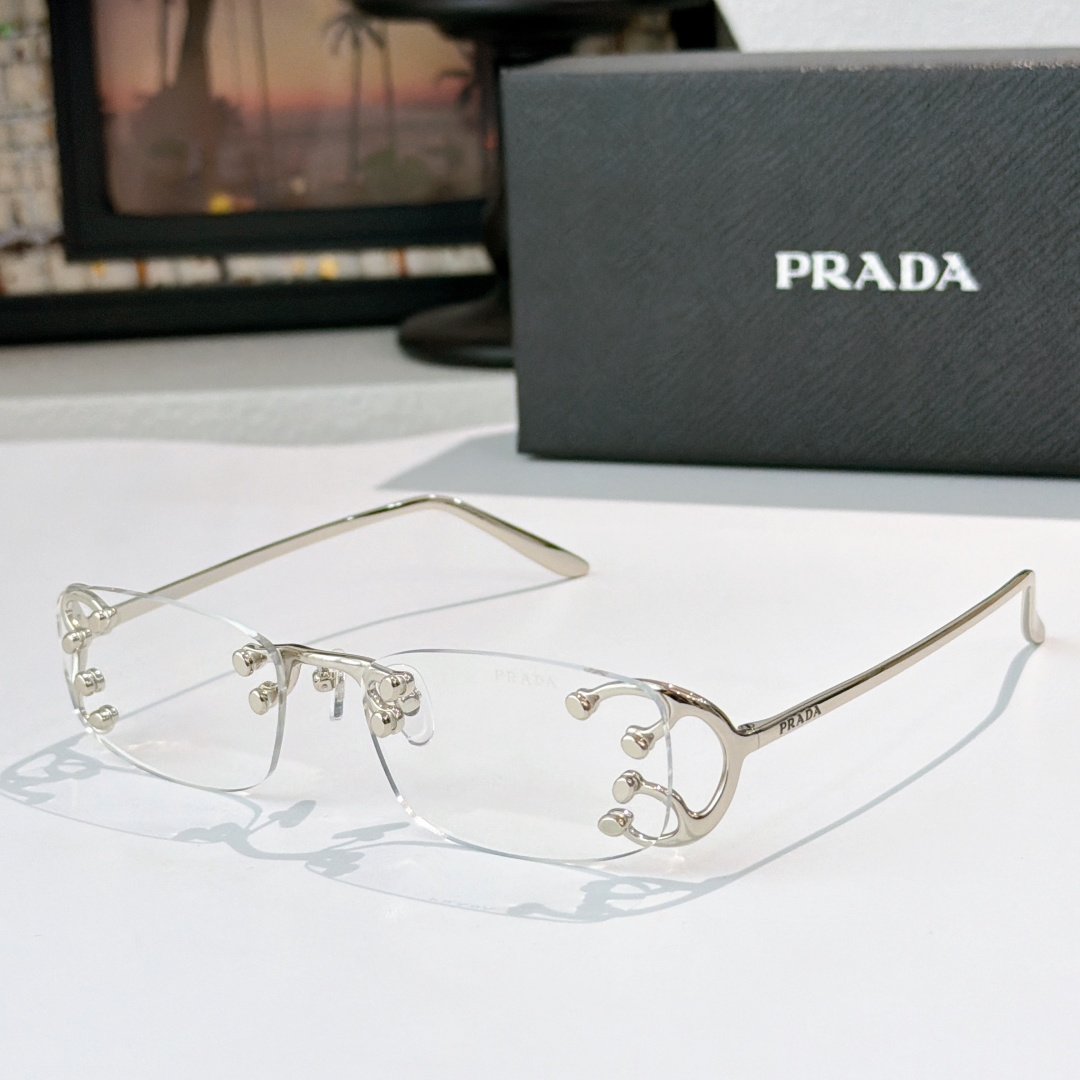 Prada PRAD*
