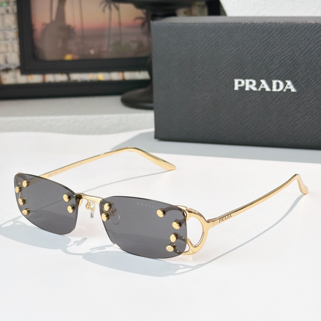 Prada PRAD*