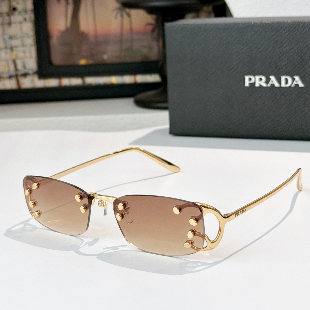 Prada PRAD*