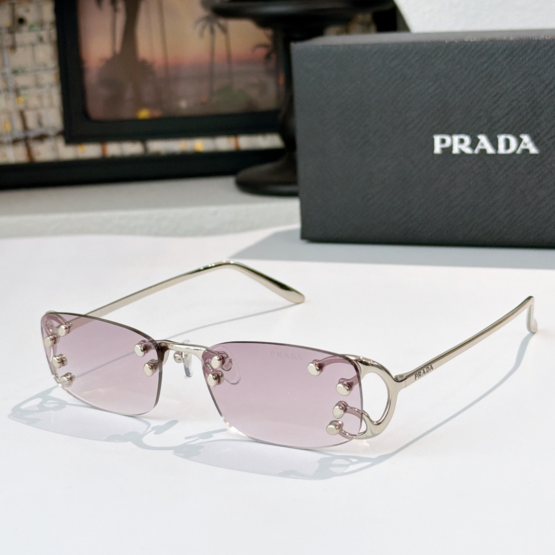 Prada PRAD*