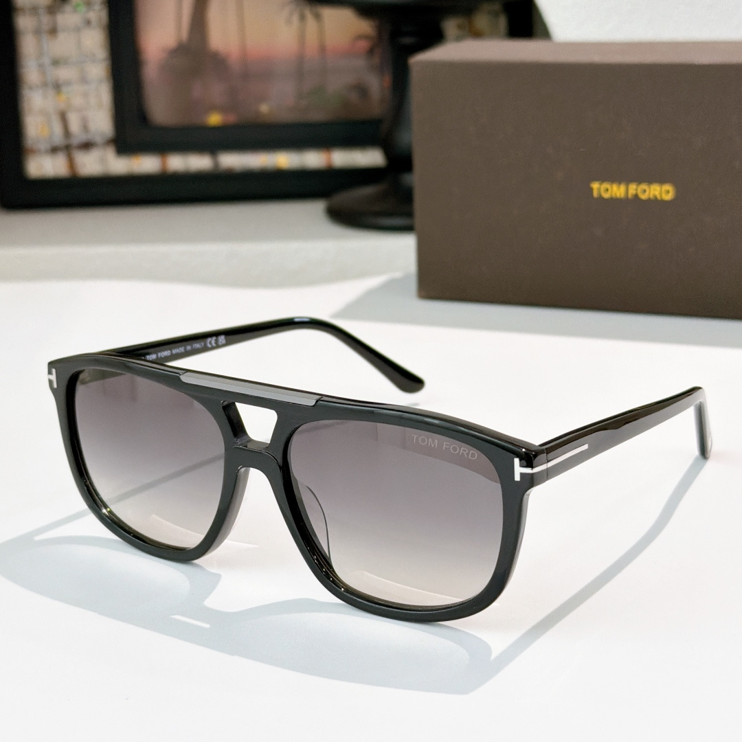 Tom Ford TOM FOR*