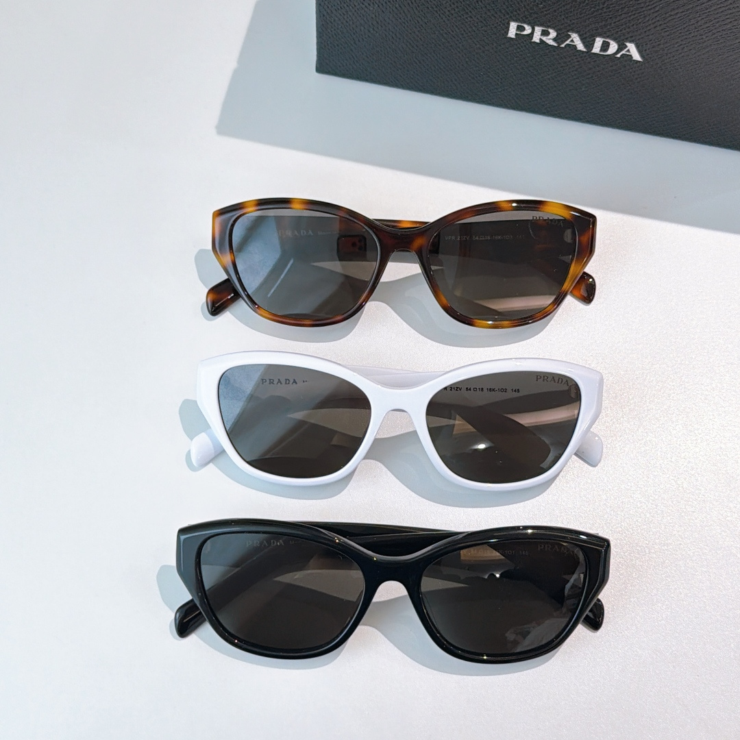 Prada PRAD*