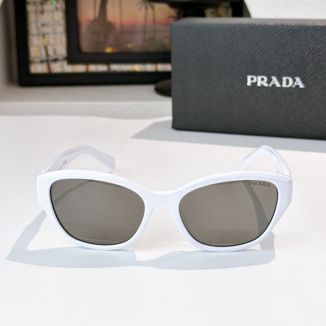 Prada PRAD*