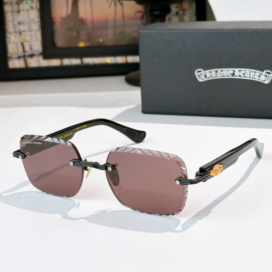 Chrome Hearts Chrome Heart*