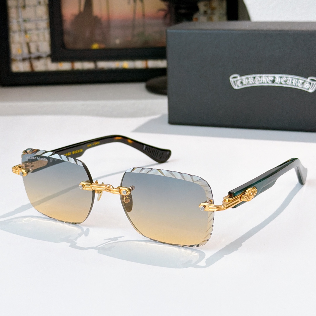 Chrome Hearts Chrome Heart*