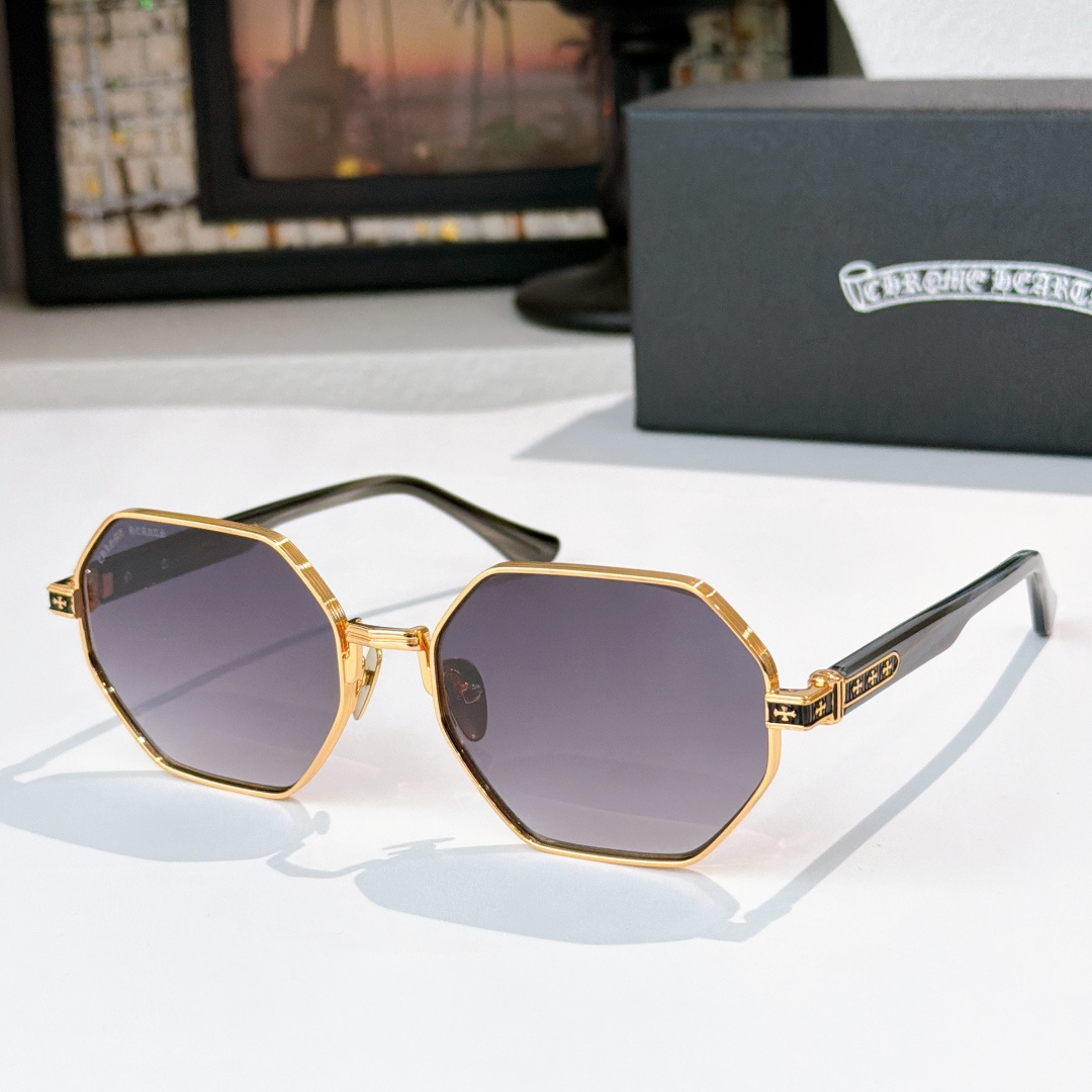 Chrome Hearts Chrome Heart*