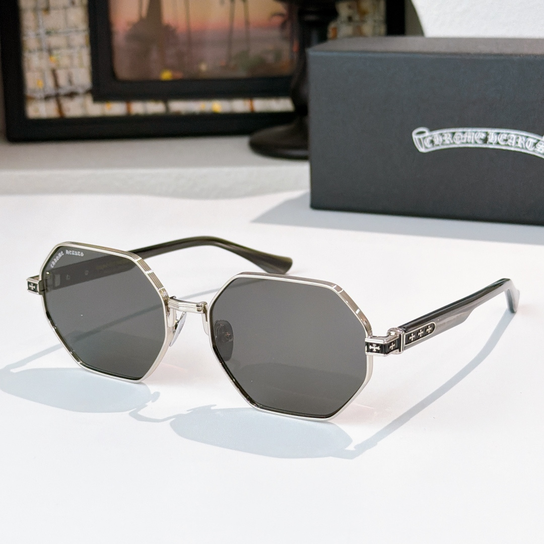 Chrome Hearts Chrome Heart*