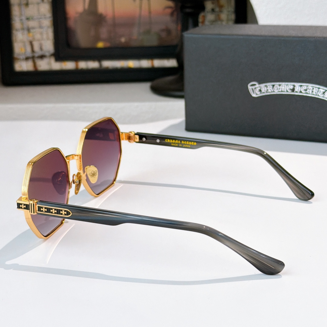 Chrome Hearts Chrome Heart*