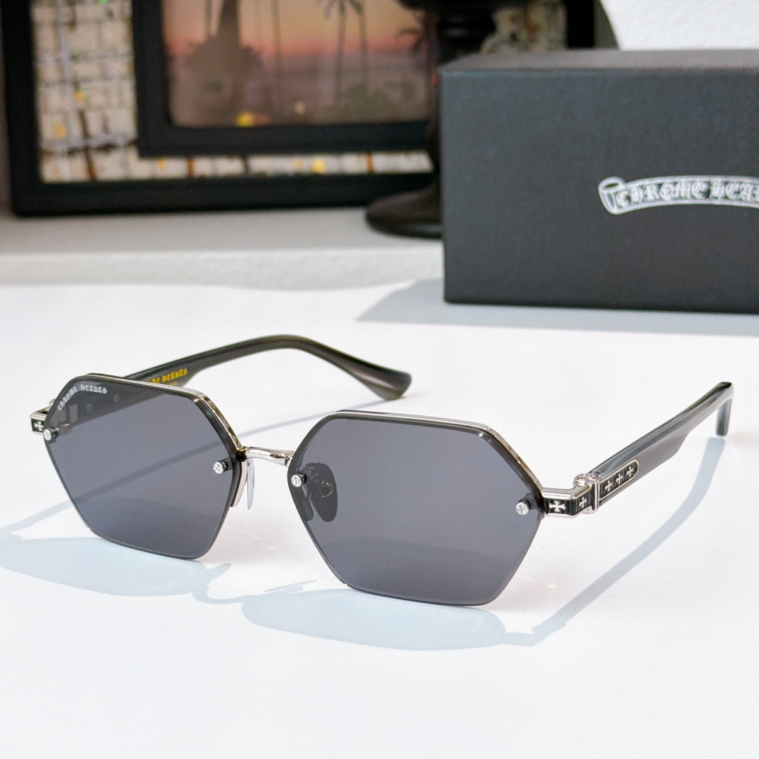 Chrome Hearts Chrome Heart*