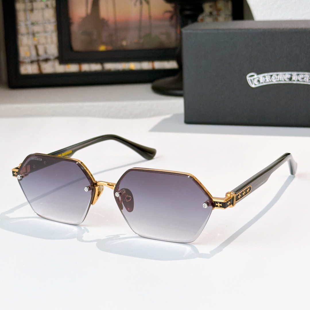Chrome Hearts Chrome Heart*