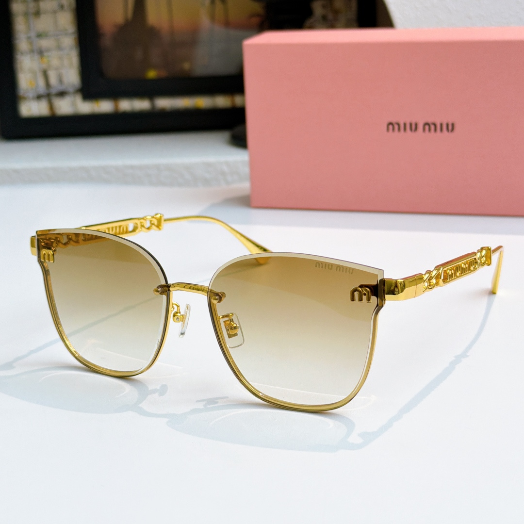 Miu Miu MIU M*