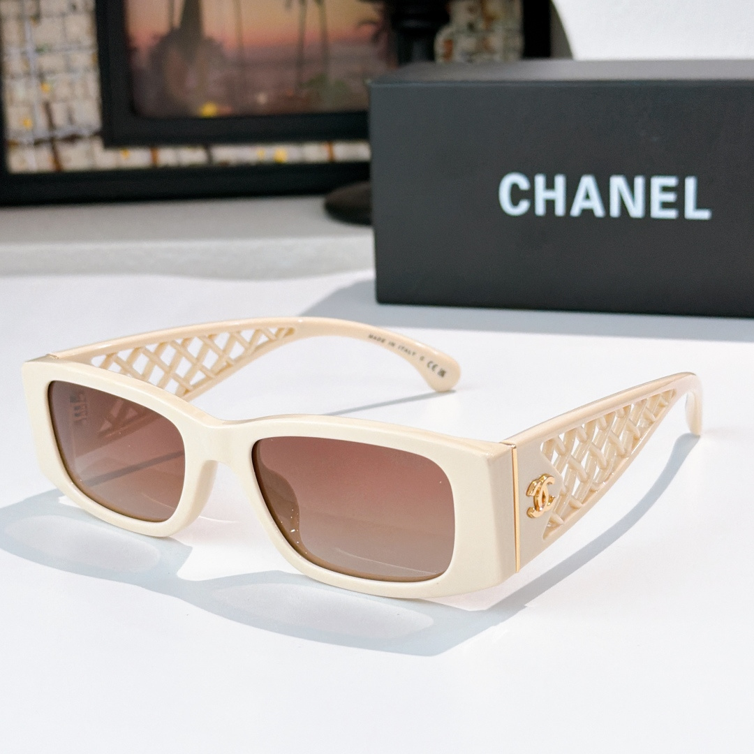 Chanel CHANE*