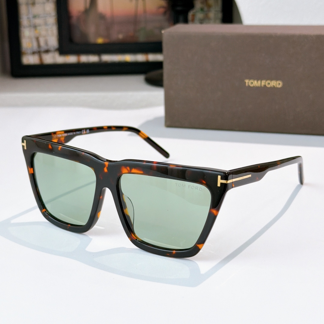 Tom Ford TOM FOR*