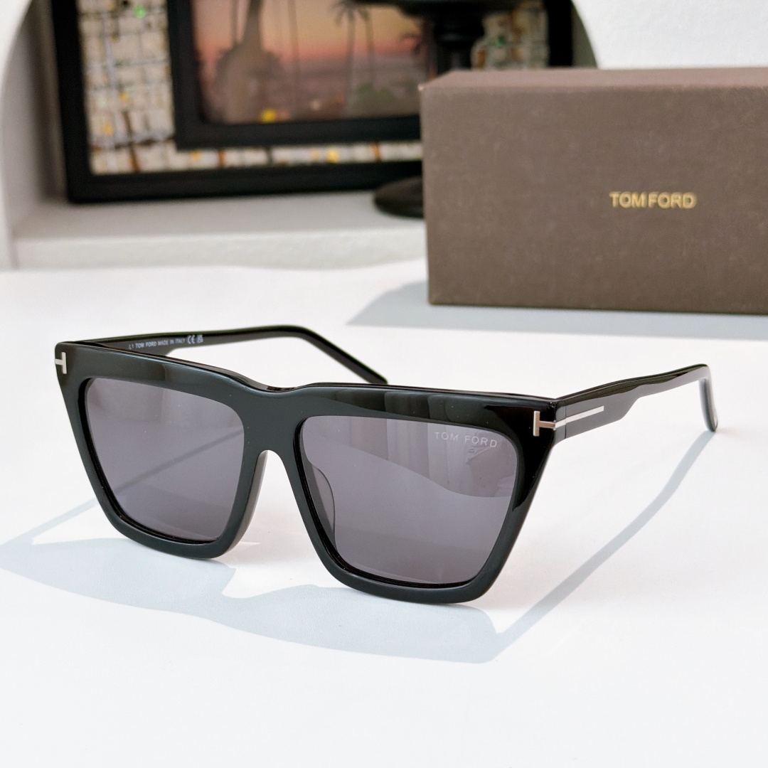 Tom Ford TOM FOR*