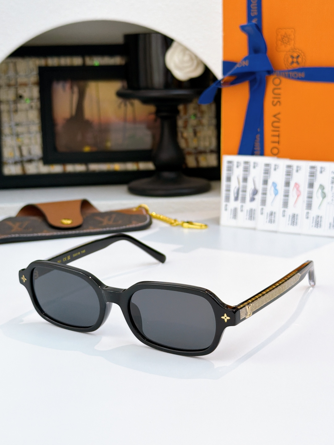 Originial quality刘亦菲F1观赛同款Louis Vuitto*MODEL：Z3178U 