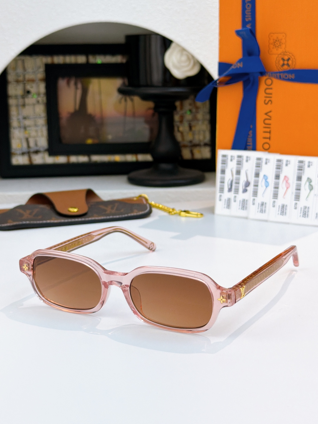 Originial quality刘亦菲F1观赛同款Louis Vuitto*MODEL：Z3178U 