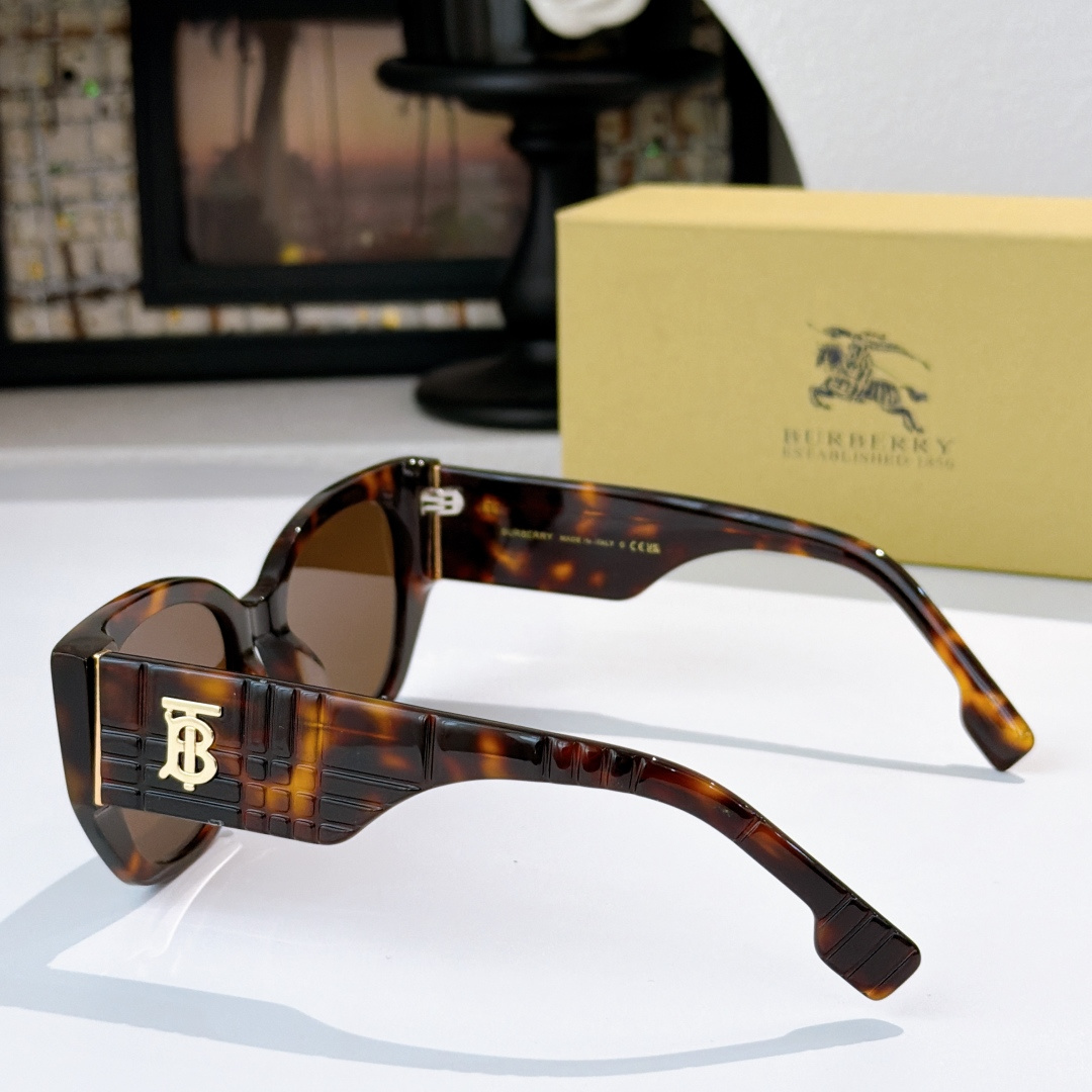 BURBERRY MODEL：BE6020 Size：54口19 145 🔝🔝 