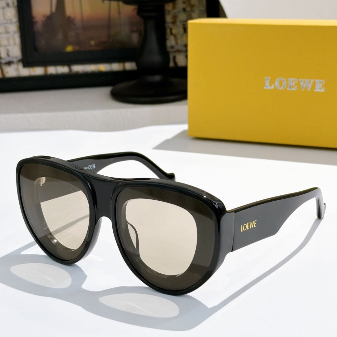 LOEWE  MODEL：LW40170U SIZE：  61 口16- 140 🔝🔝  