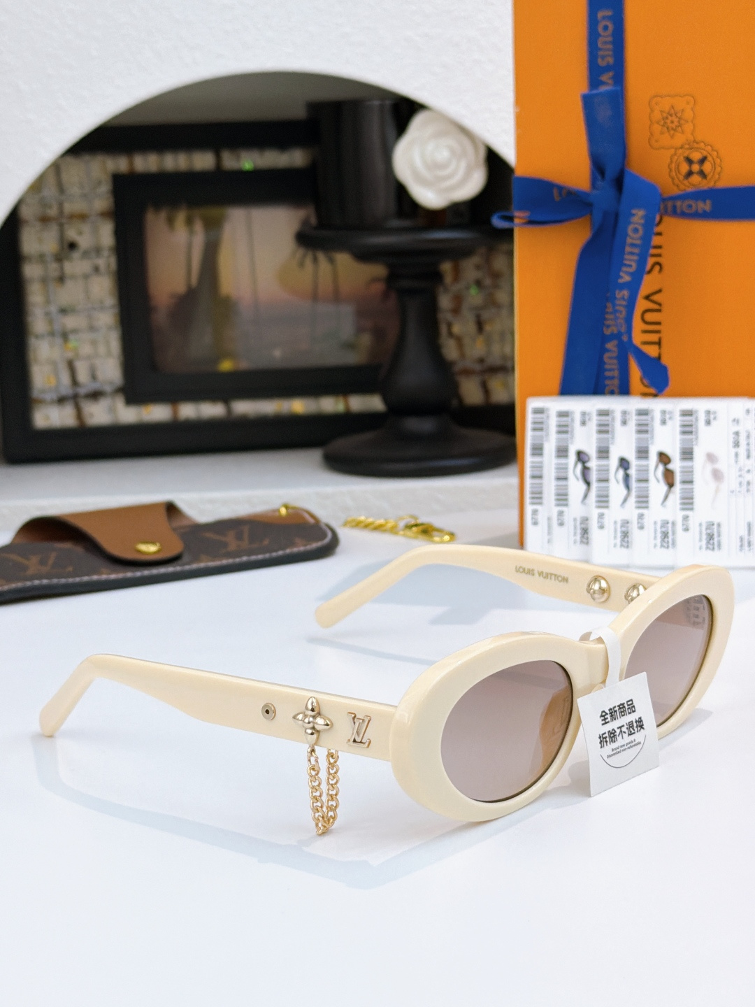 NO:954593,Product update LOUIS VUITTO* MODZ2987 SIZE53 mouth 20 heavy craftsmanship buckle casting glasses sunglasses sunglasses, glasses, louis vuitton19860909产品更新 LOUIS VUITTO* MODZ2987 SIZE53口20 重工艺技术 对扣铸件 眼镜墨镜太阳镜,眼镜,louis vuitton,glasses