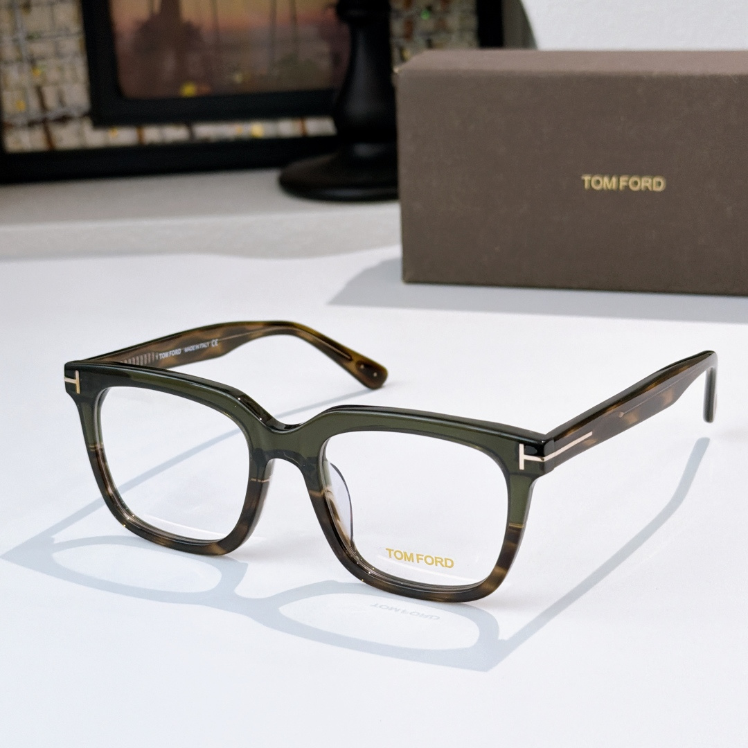 TomFor* Mod：TF0646 Size：53-20-145 🔝🔝