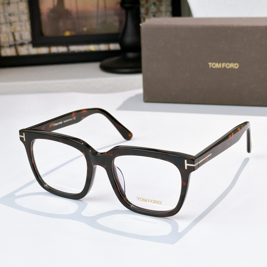TomFor* Mod：TF0646 Size：53-20-145 🔝🔝