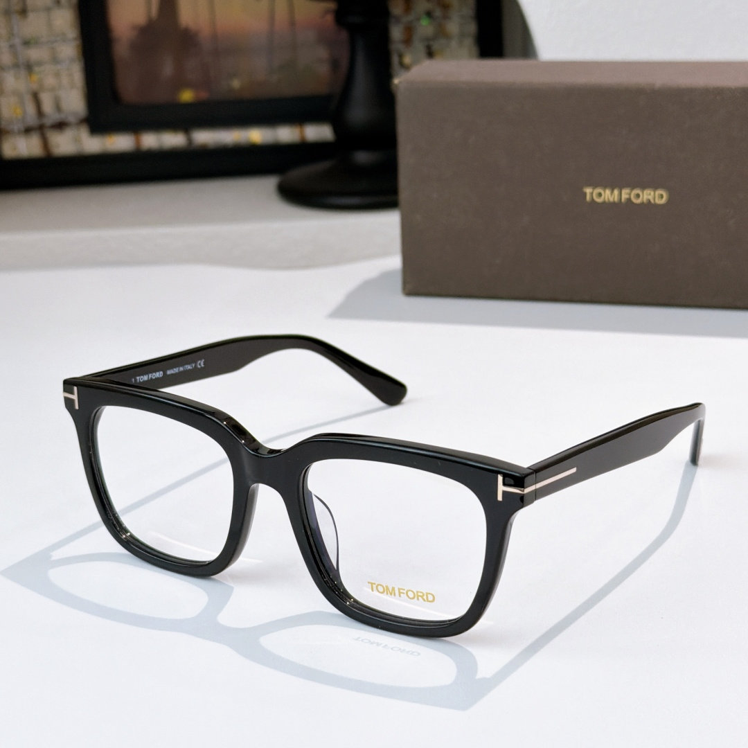 TomFor* Mod：TF0646 Size：53-20-145 🔝🔝