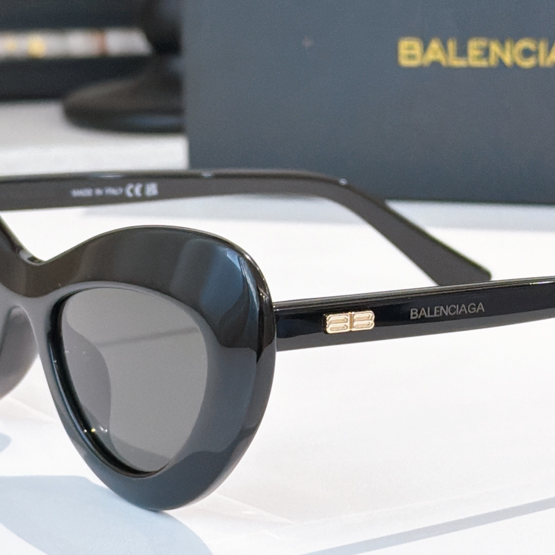 BALENCIAG* MODEL：BB0559S SIZE：51口23-145  🔝🔝 